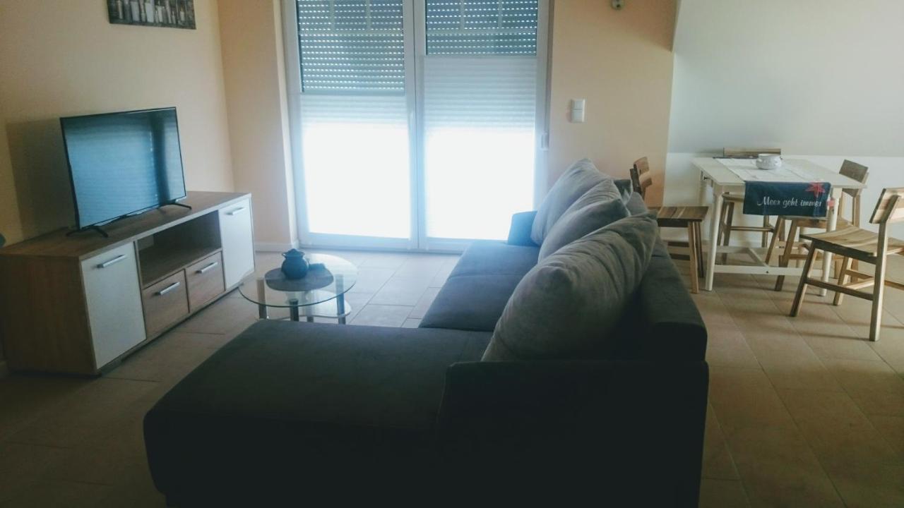 Ferienwohnung Sonnenschein Zingst Esterno foto
